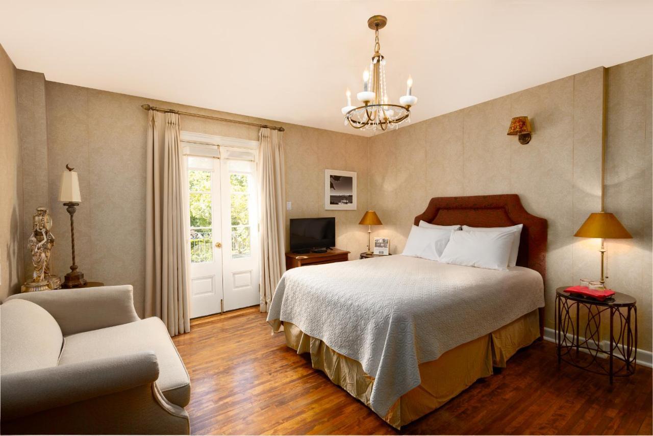 The Old Bank House Bed & Breakfast Inn Niagara-on-the-Lake