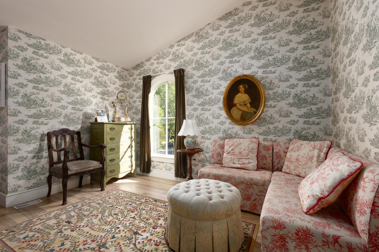 Inn The Old Bank House Bed & Breakfast 3*