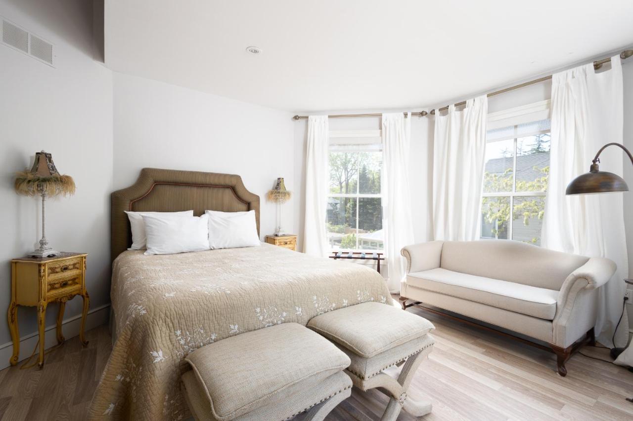 The Old Bank House Bed & Breakfast 3* Niagara-on-the-Lake