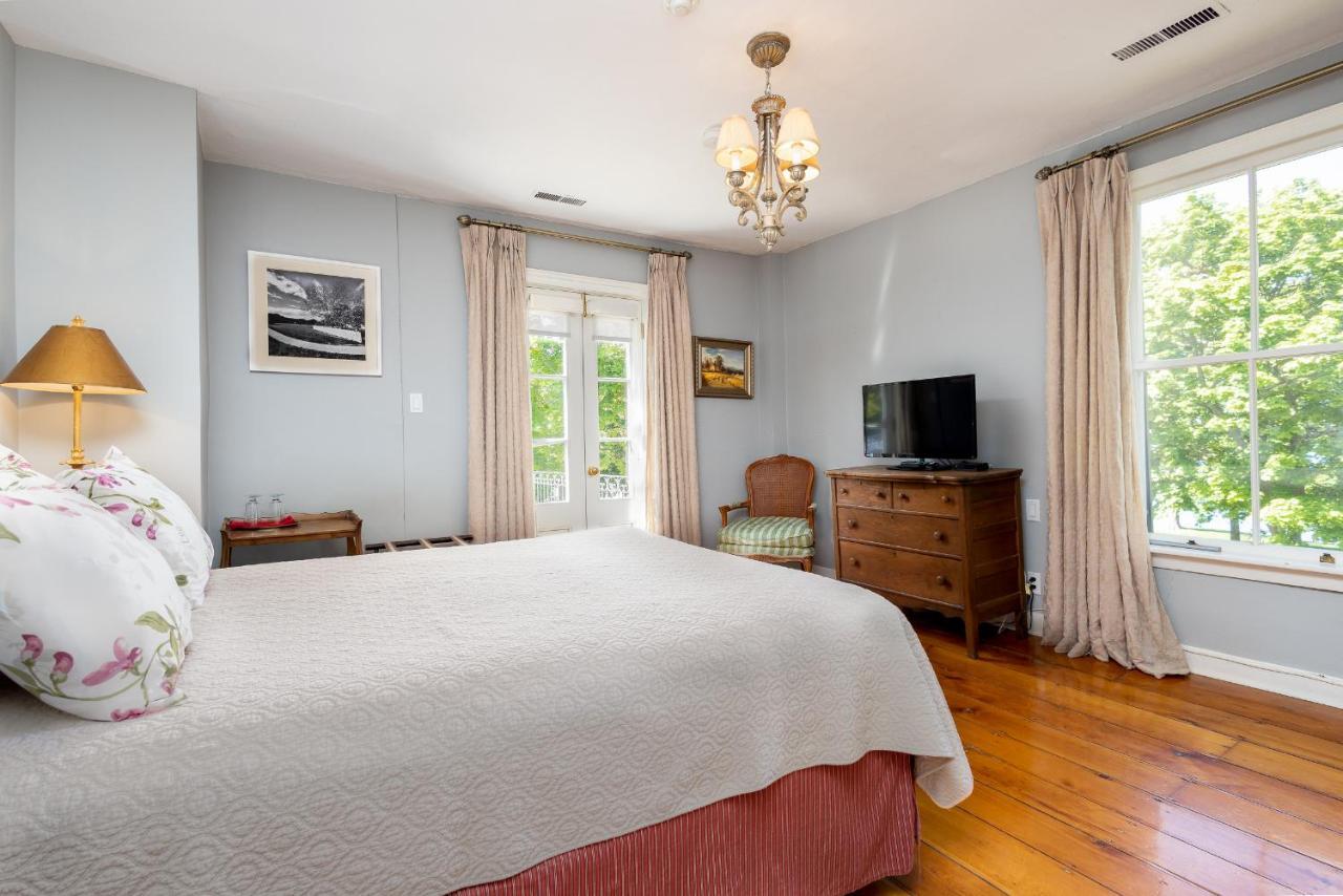 The Old Bank House Bed & Breakfast