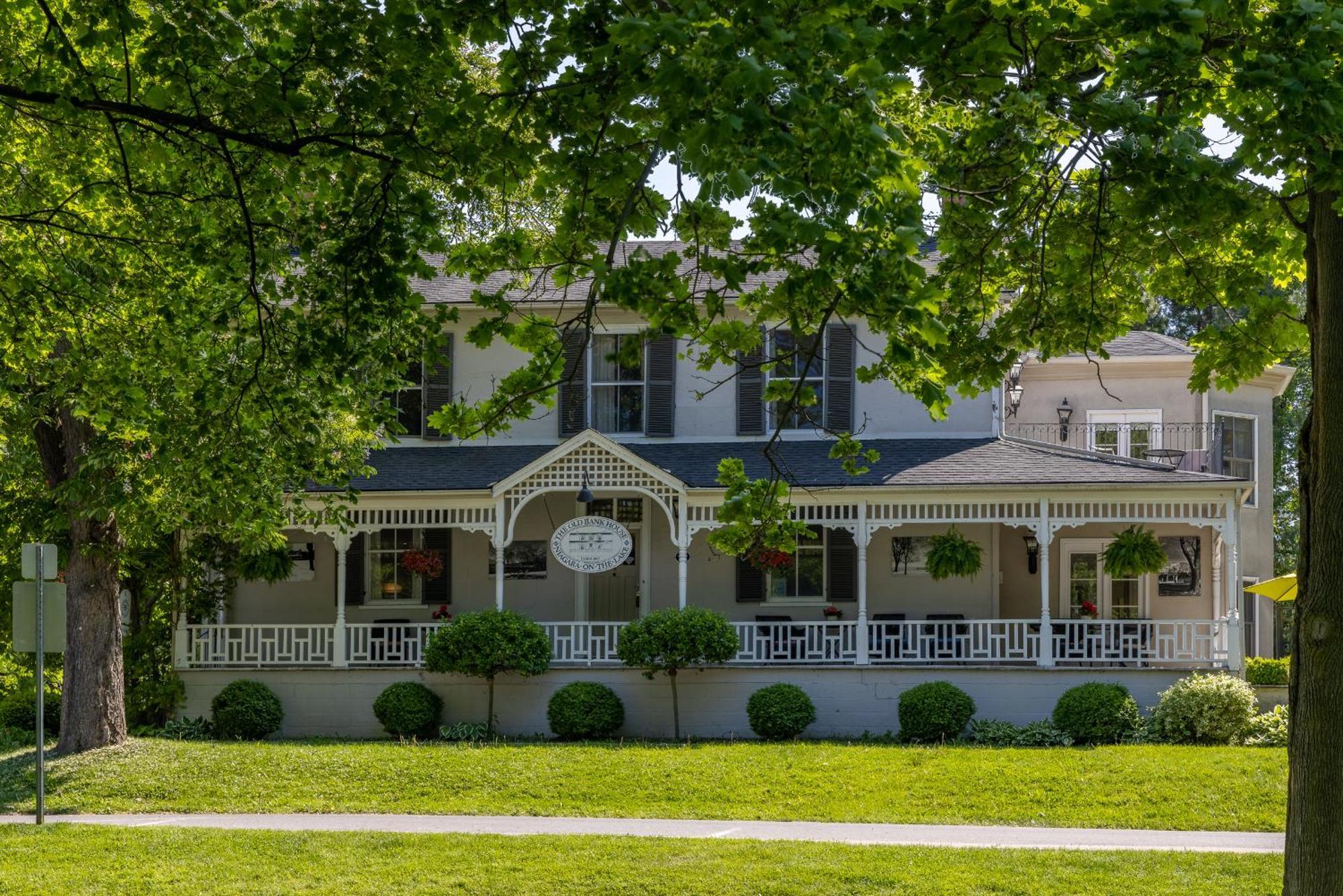 Inn The Old Bank House Bed & Breakfast Niagara-on-the-Lake