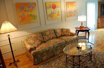 Inn The Old Bank House Bed & Breakfast Niagara-on-the-Lake