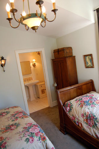 The Old Bank House Bed & Breakfast Inn 3*