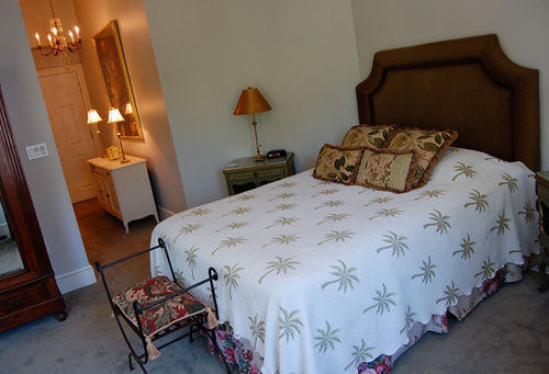 The Old Bank House Bed & Breakfast Inn Niagara-on-the-Lake