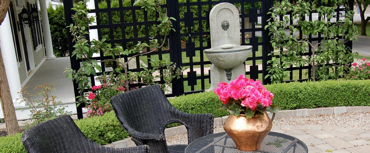 The Old Bank House Bed & Breakfast Inn